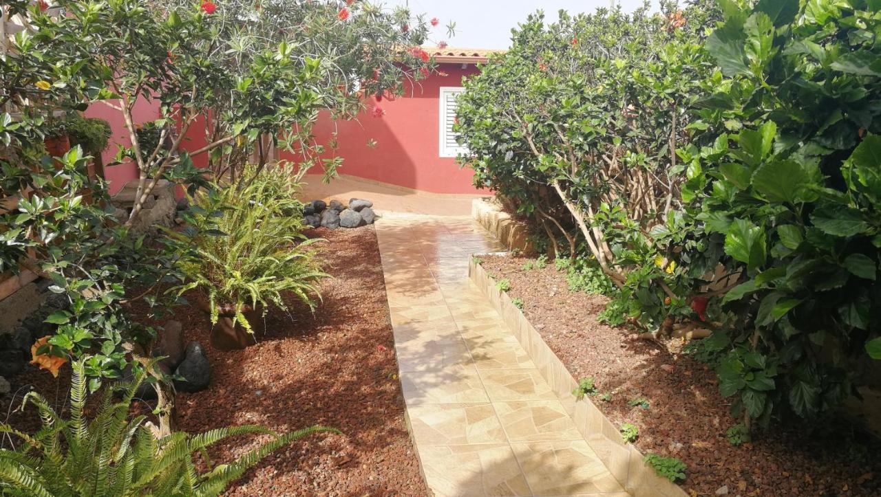 Lugares Comunes Hostal Los Realejos Exterior foto