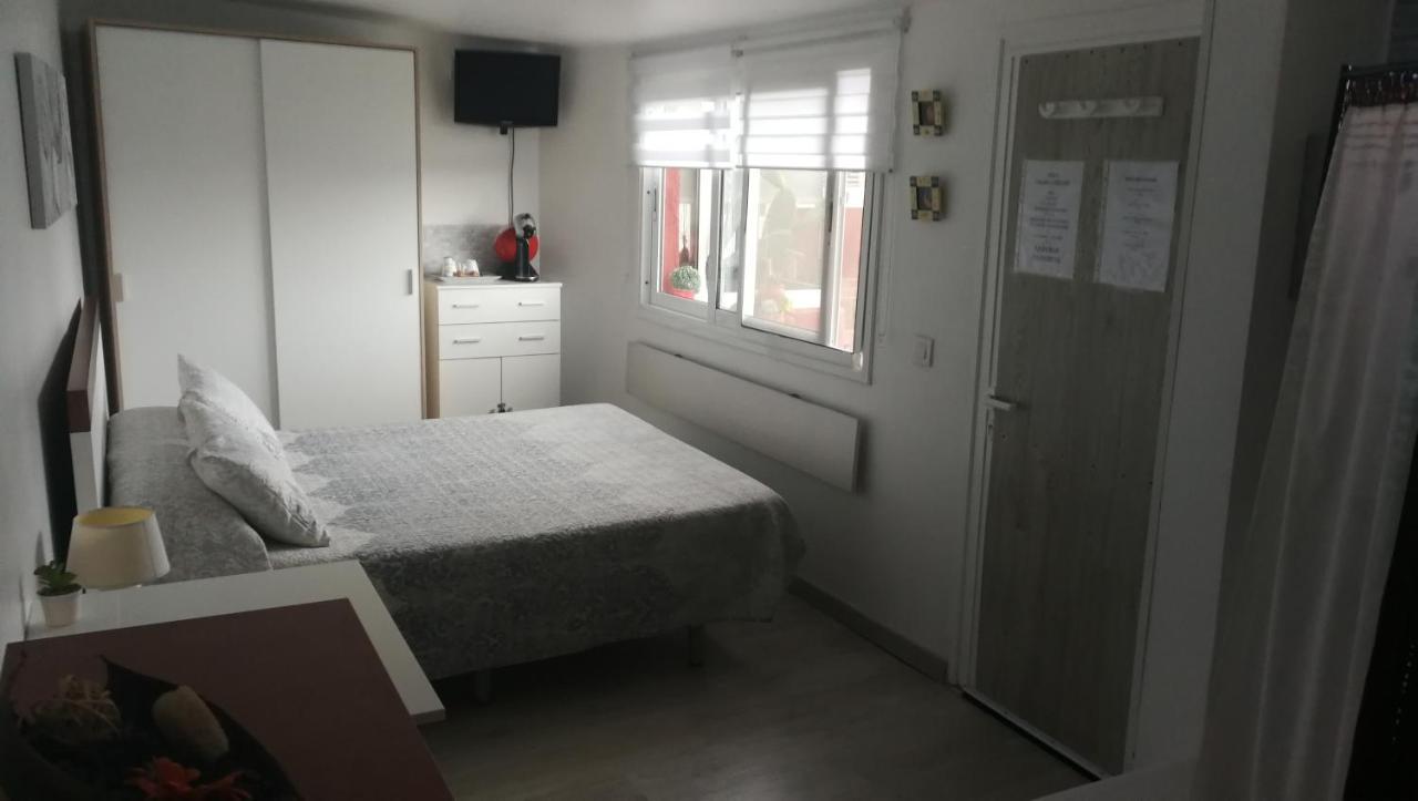 Lugares Comunes Hostal Los Realejos Exterior foto